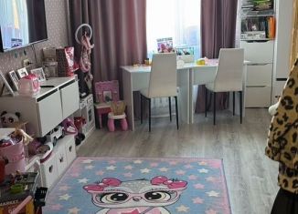 Сдаю в аренду 2-ком. квартиру, 52 м2, Магадан, улица Набережная реки Магаданки, 51