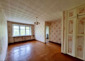 Продаю 2-комнатную квартиру, 43 м2, Северодвинск, улица Ломоносова, 64