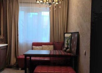 Продаю 5-ком. квартиру, 100 м2, Симферополь, Артиллерийская улица, 73