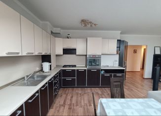 Аренда 3-ком. квартиры, 95 м2, Пятигорск, проспект Калинина, 2А