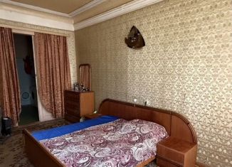 Продается 3-комнатная квартира, 69.3 м2, Ростов-на-Дону, улица Баумана, 28