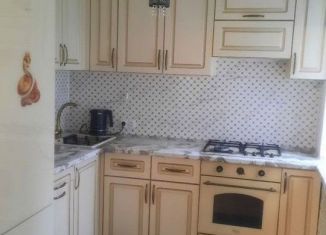 Продам 2-комнатную квартиру, 44.4 м2, поселок городского типа Зуя, Парковая улица, 4