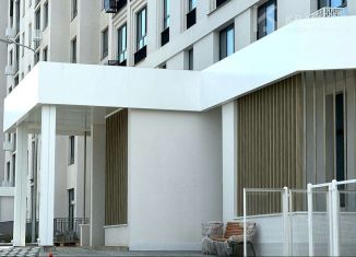 Продаю 2-ком. квартиру, 77.7 м2, Воронеж