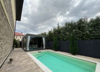 Продаю дом, 200 м2, Сириус, Хоккейная улица