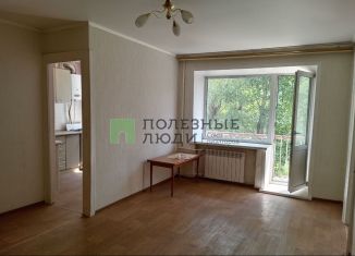 Продаю 2-ком. квартиру, 42.2 м2, Сызрань, улица Гоголя, 34