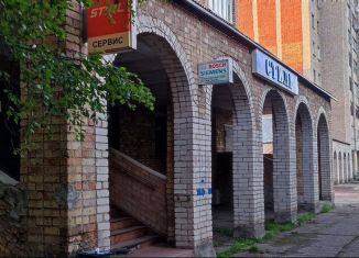 Продам торговую площадь, 163.4 м2, Коми, улица Куратова, 74