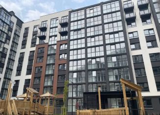 Продам 1-комнатную квартиру, 47.8 м2, Калининград