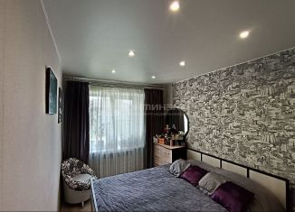 Продажа трехкомнатной квартиры, 67 м2, Владимирская область, улица Калинина, 8