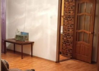 Продам 3-ком. квартиру, 57.8 м2, Калмыкия, 4-й микрорайон, 10