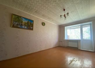 Продаю 2-ком. квартиру, 46 м2, Чапаевск, Железнодорожная улица, 70