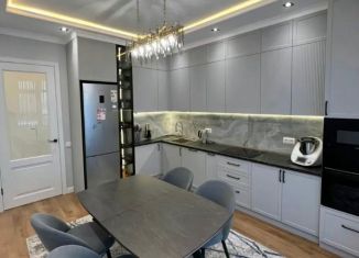 Продам 2-комнатную квартиру, 85 м2, Махачкала, улица Металлургов, 22, Ленинский внутригородской район