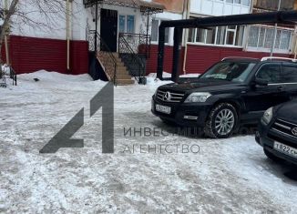 Продаю помещение свободного назначения, 83.5 м2, Тобольск, 7-й микрорайон, 8