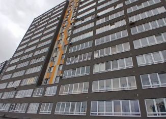 Продаю 1-ком. квартиру, 41 м2, Калининград, улица Старшины Дадаева, 71