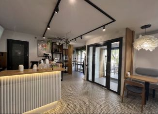 Продажа торговой площади, 42 м2, Черкесск, Советская улица, 64