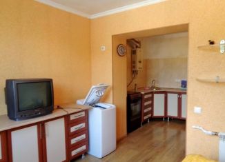 Продается 3-ком. квартира, 69 м2, Туапсе, улица Галины Петровой, 7