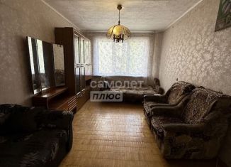 Продажа 2-комнатной квартиры, 54.1 м2, Киров, Производственная улица, 15к2