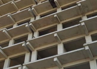 Продаю 1-комнатную квартиру, 48 м2, Махачкала, проспект Амет-хана Султана, 210