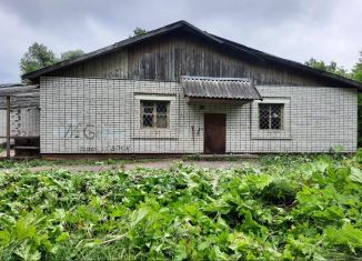 Продаю помещение свободного назначения, 403 м2, поселок городского типа Спирово