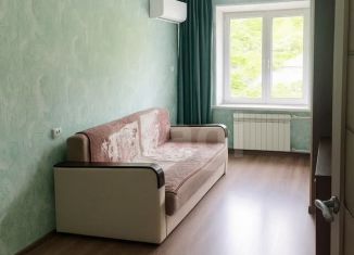 Продаю 2-комнатную квартиру, 45.2 м2, Приморский край, улица Связи, 20