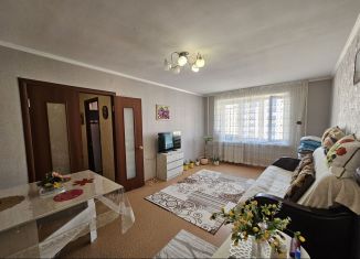 Продам 1-ком. квартиру, 40.3 м2, село Мариинский, Лазурная улица, 33