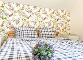 Сдам в аренду однокомнатную квартиру, 18 м2, Судак, Таврическая улица, 13