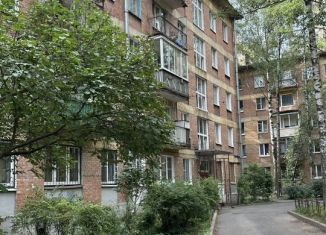 Сдается двухкомнатная квартира, 44 м2, Санкт-Петербург, улица Матроса Железняка, 47