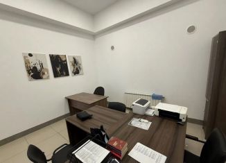 Сдается офис, 25 м2, Махачкала, улица Магомеда Ярагского, 59А