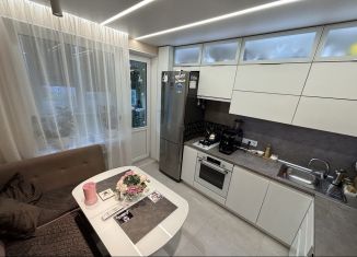 Продаю 2-комнатную квартиру, 57.9 м2, Вологодская область, Олимпийская улица, 57Б