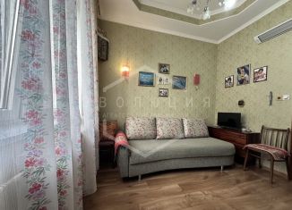 Продаю двухкомнатную квартиру, 50.2 м2, Калининград, улица Карла Маркса, 46