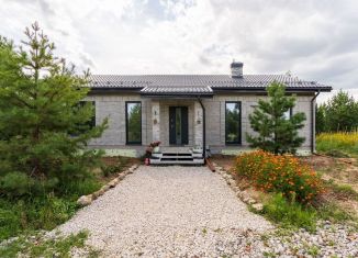 Продажа дома, 113 м2, село Столбище, улица Петра Гусева