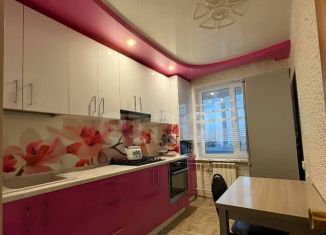 Сдаю в аренду 3-комнатную квартиру, 72 м2, Йошкар-Ола, Красноармейская улица, 114, микрорайон Гомзово