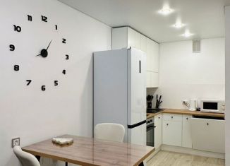 Сдается двухкомнатная квартира, 40 м2, Республика Башкортостан, Яркий бульвар, 11