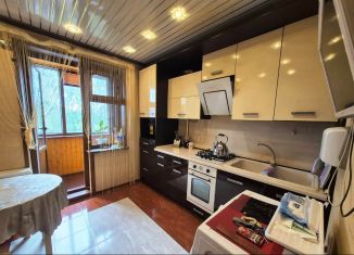 Продается 2-ком. квартира, 54 м2, Кольчугино, улица Шмелёва, 1