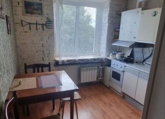 Сдаю в аренду однокомнатную квартиру, 31 м2, Гатчина, улица Володарского, 15