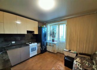 Продажа 2-ком. квартиры, 51.1 м2, поселок городского типа Стройкерамика, Молодогвардейская улица, 19