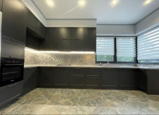 Сдам в аренду дом, 172 м2, Калининград, Селенгинская улица