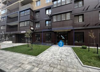 Продаю торговую площадь, 43.3 м2, Краснодар, улица имени Героя Ростовского, 8, Прикубанский округ