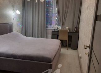 Сдаю двухкомнатную квартиру, 60 м2, деревня Малые Вязёмы, жилой комплекс Высокие Жаворонки, 3