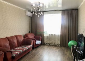 Продается 3-комнатная квартира, 65 м2, Тобольск, 8-й микрорайон, 16