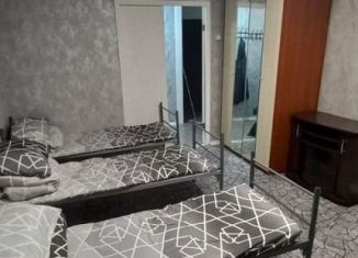 Продам четырехкомнатную квартиру, 73.4 м2, поселок городского типа Афипский, улица Воронова, 80