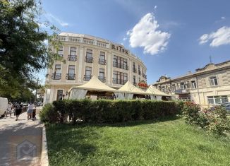 Двухкомнатная квартира на продажу, 37.6 м2, Евпатория, улица Революции, 42Б