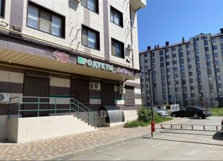 Продаю торговую площадь, 72.4 м2, Адыгея, улица Тургеневское шоссе, 10к1