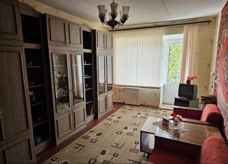 Продам 1-комнатную квартиру, 32 м2, Дзержинск, Октябрьская улица, 36