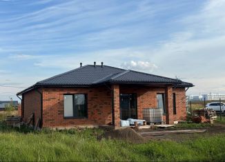 Продаю дом, 110 м2, деревня Азьмушкино, Цветущая улица, 4