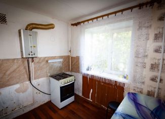 Продаю четырехкомнатную квартиру, 61.1 м2, Малая Вишера, Лесная улица, 36