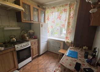 Продается двухкомнатная квартира, 44 м2, Волхов, улица Дзержинского, 8