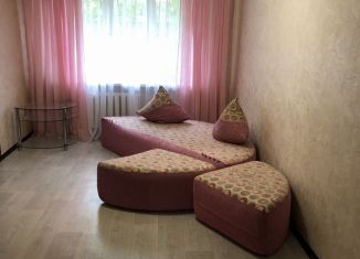 Сдается трехкомнатная квартира, 58 м2, Удмуртия, Школьная улица, 19