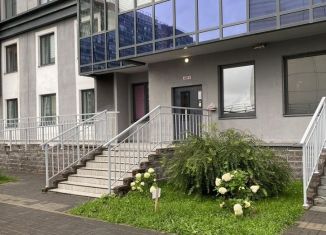 Сдам 1-ком. квартиру, 44.2 м2, Мурино, улица Шувалова, 6, ЖК Юпитер