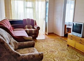 Сдам в аренду трехкомнатную квартиру, 43.3 м2, Губкин, Советская улица, 23