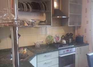 Продаю 4-ком. квартиру, 95 м2, Липецк, улица А.Г. Стаханова, 16